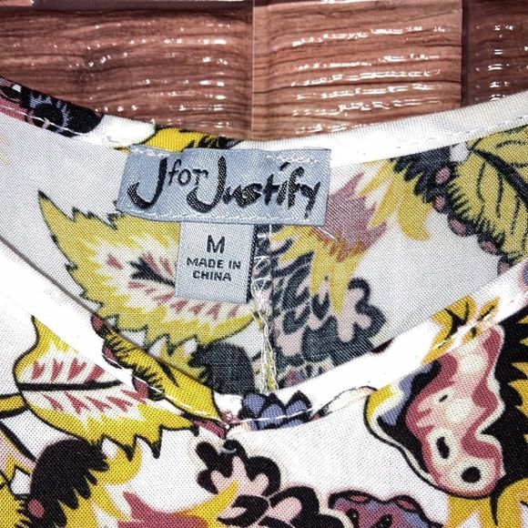 J For Justify Medium Cream with floral print dress - Picture 2 of 9